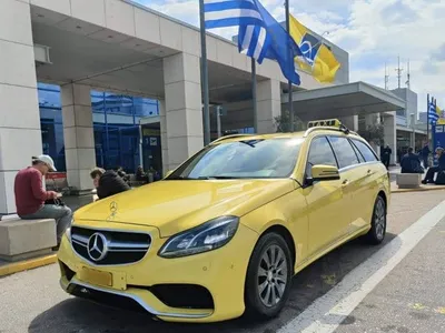 Athens Airport to Piraeus Cruise Port Private Transfer photo 3